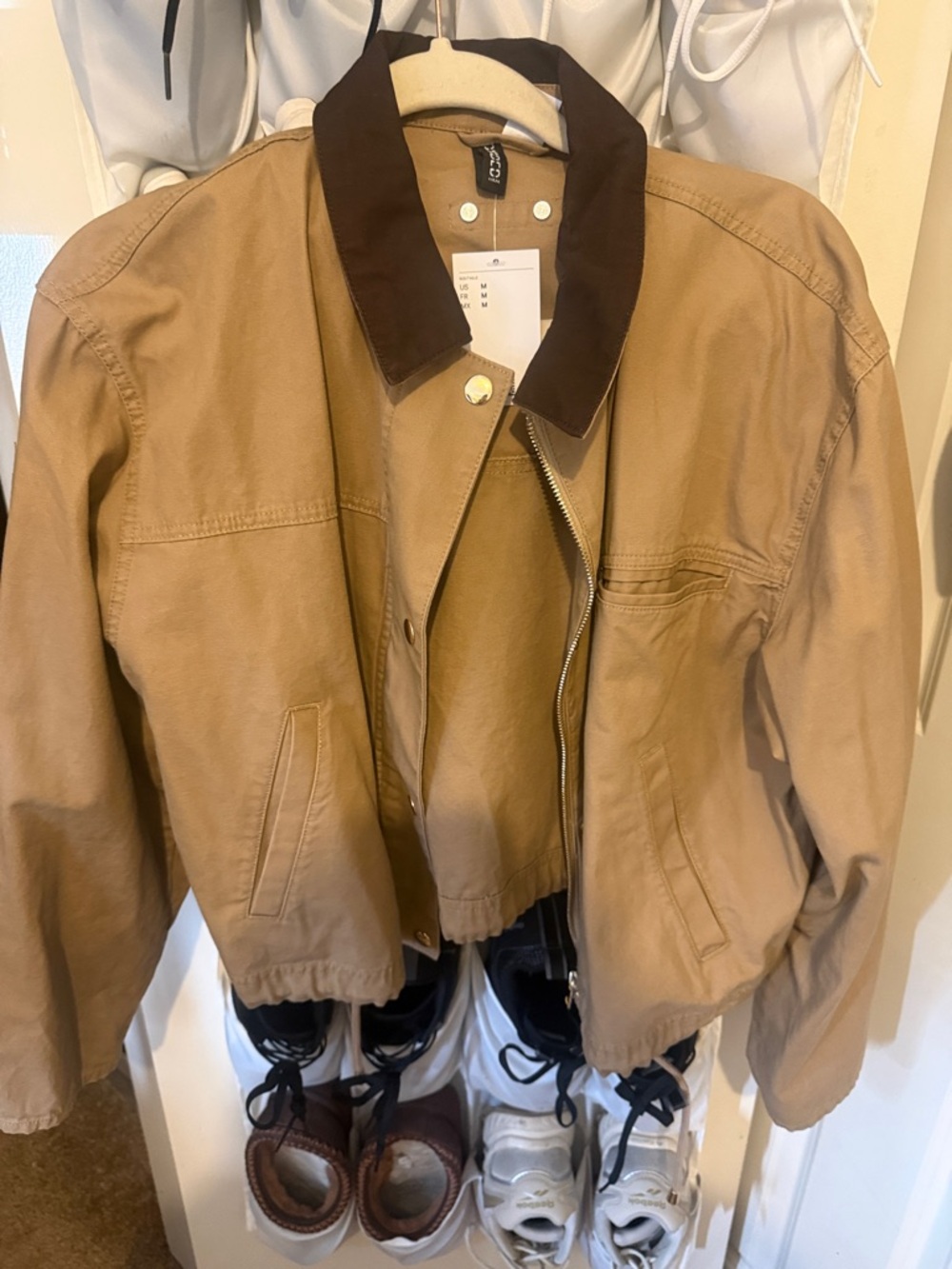 H&M Tan Utility Jacket with Dark Brown Corduroy Collar